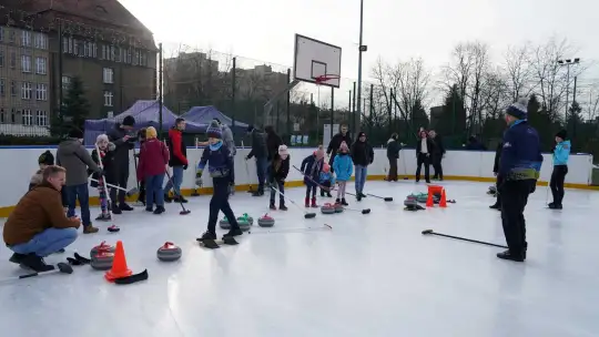 Ferie z Curlingiem i Fundacją Gramy do Końca