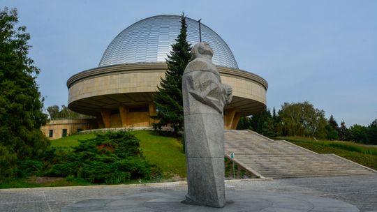 Gwiazdozbiór Dzbana uznany przez Międzynarodową Unię Astronomiczną. To odkrycie z Planetarium Śląskiego [prima aprilis]