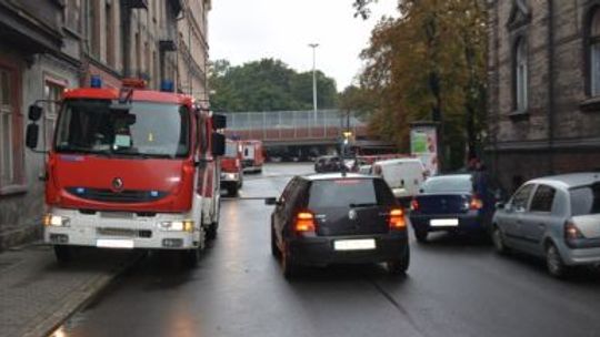 Kilkadziesiąt ton betonu... w kanale