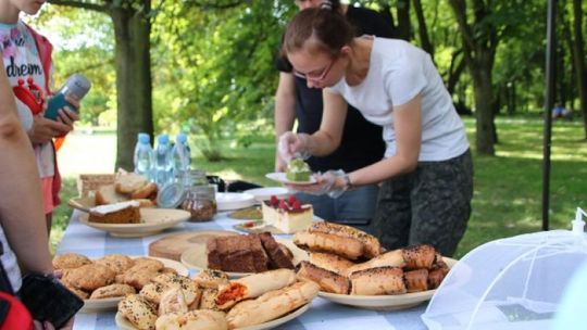 Na trawie śniadanie smakuje najlepiej