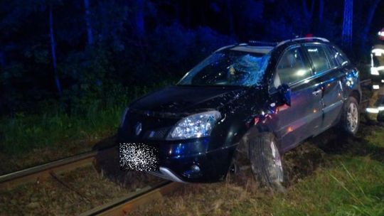 Pijany dachował na torowisku. Gościnne występy chorzowskiego kierowcy w Siemianowicach Śląskich