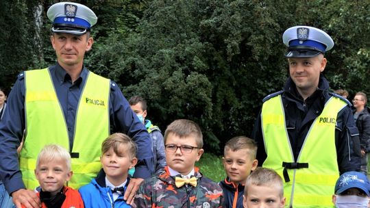 Policja podsumowała wakacje na drogach. Funkcjonariusze zadbają teraz o bezpieczeństwo uczniów