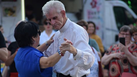 Przed nami kolejna odsłona Dancingu Międzypokoleniowego. Tym razem królować będą hity z lat 80-tych i 90-tych