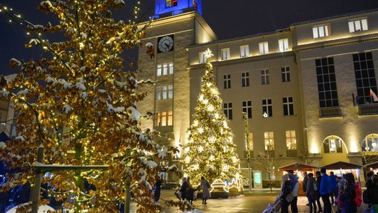 Rozpoczął się Chorzowski Jarmark Bożonarodzeniowy. Znamy jego program!