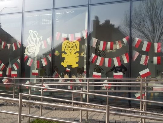 100 flag na Stulecie