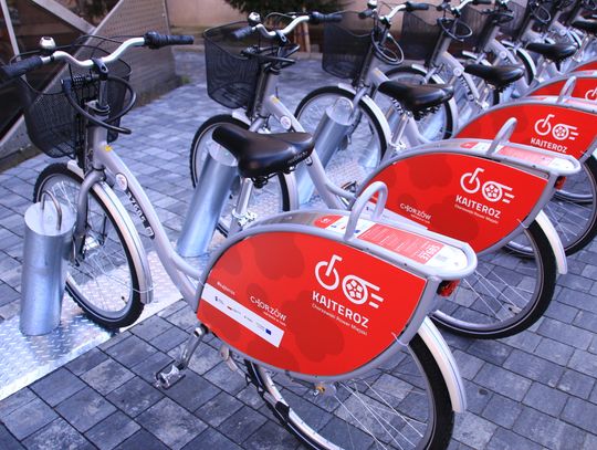 150 czerwonych rowerów wyruszy w miasto