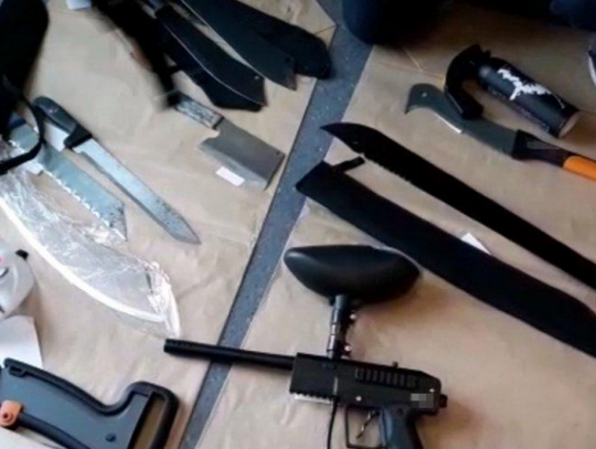 53 pseudokibiców stanie przed sądem