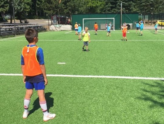 Bajtle i dorośli zagrają w nogę!