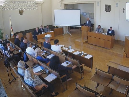 Burzliwa sesja Rady Miejskiej. Radni uznali petycję w sprawie terenów przy Ajsce za zasadną