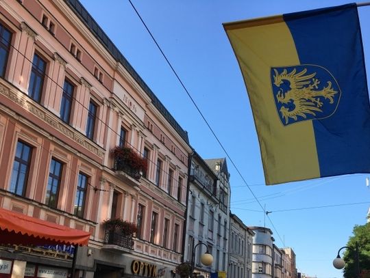 Chorzów świętuje na żółto-niebiesko