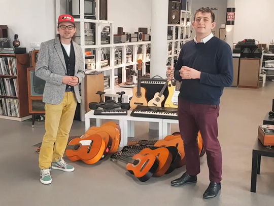 Chorzowianie przekazali instrumenty dzieciom z Afryki