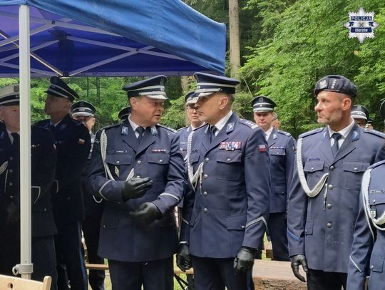 Chorzowscy policjanci wyróżnieni. "Ich odwaga, zaangażowanie i gotowość do niesienia pomocy zostały docenione"