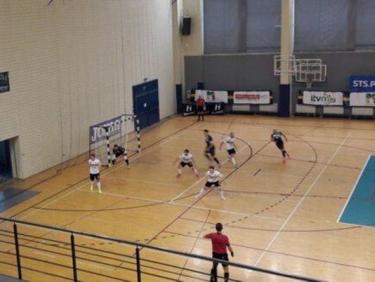 Clearex przegrywa z ostatnią drużyną w tabeli