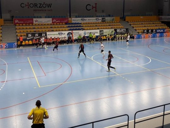 Clearex wygrywa z wiceliderem