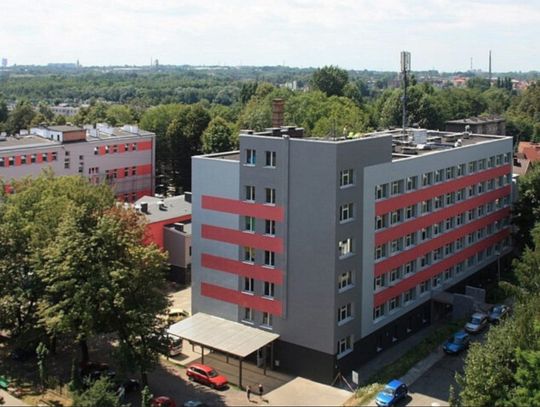 Czy dotacje dla szpitala są zasadne w kontekście jego sprzedaży? Komentują radni Świętochłowic