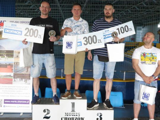 Dawid Robak ponownie mistrzem Chorzowa w darcie 