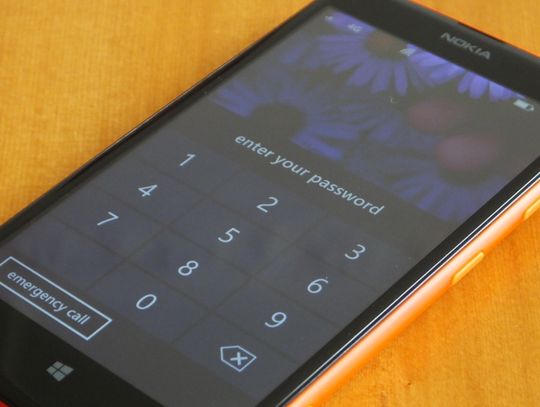 Dostałeś SMS z prośbą o dopłatę przesyłki? Uważaj, to może być oszustwo!