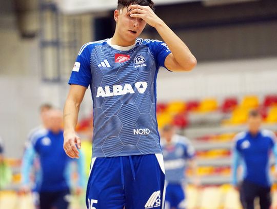 Dwunasty mecz z rzędu bez zwycięstwa. Niebiescy przegrywają w Toruniu