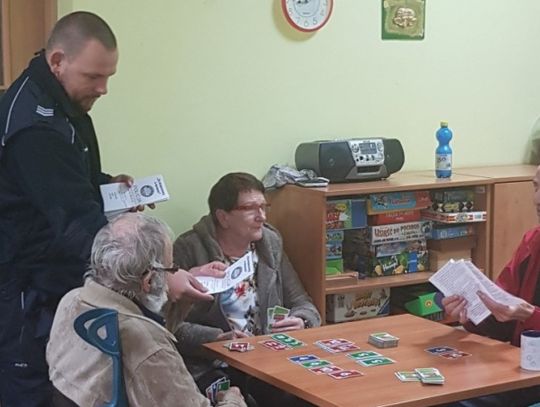 Dzielnicowi na spotkaniu z seniorami