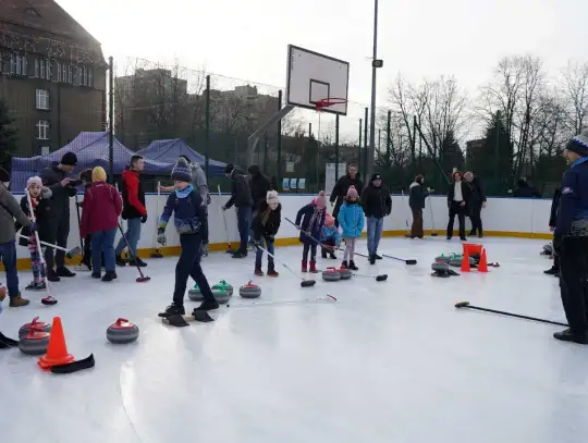 Ferie z Curlingiem i Fundacją Gramy do Końca