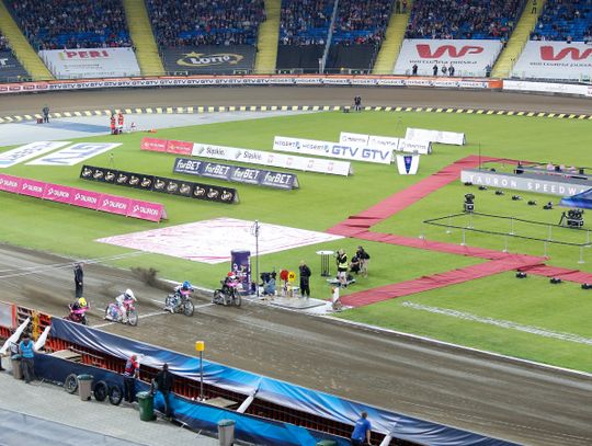 Gajewski: Chcemy stworzyć tor, który będzie bezpieczny dla zawodników, a kibicom dostarczy wielu mijanek...