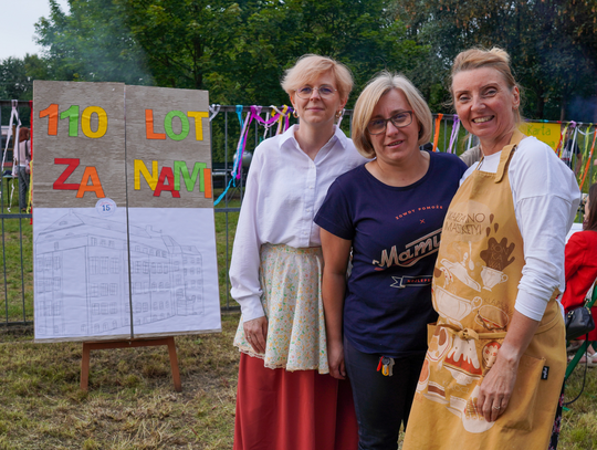 Geburstag w Piętnastce. Chorzowskiej podstawówce "pizło" 110! [ZDJĘCIA]