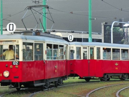 Historyczne eNki wróciły na śląskie tory