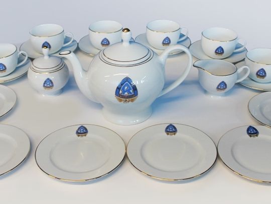 Jubileuszowa porcelana Ruchu Chorzów