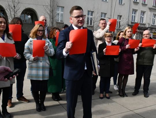 Kandydat z komitetu Szymona Michałka oferuje meldunek w Chorzowie. Na celowniku głosy wyborców