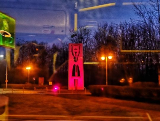 Karolinka rozbłysła na różowo 