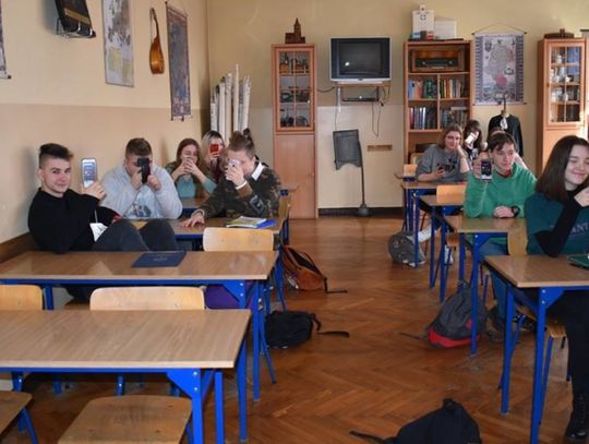 Kartkówka na telefonie!