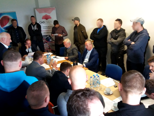 Kibice Ruchu na posiedzeniu rady nadzorczej