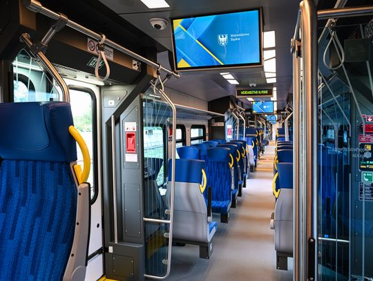 Koleje Śląskie bardziej dostępne – korzysta z nich coraz więcej pasażerów ze szczególnymi potrzebami