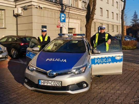 Kolejne podziękowania dla policjantów z chorzowskiej drogówki. "Wykazali się życzliwością i fachową pomocą"