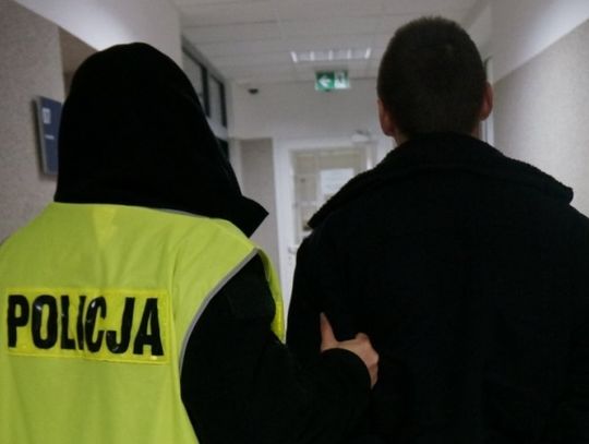 Kolejni poszukiwani w rękach policji