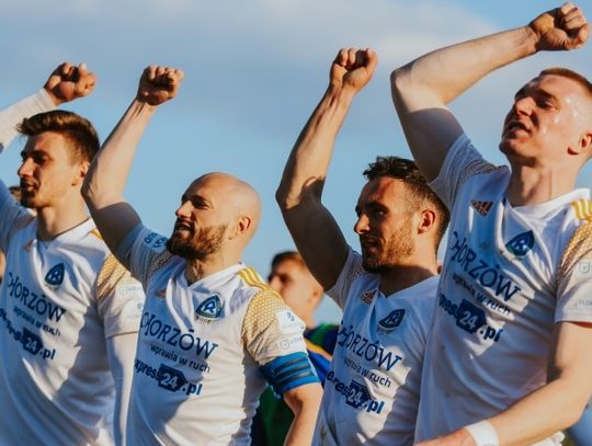 Kolejny dreszczowiec w wykonaniu Niebieskich. Ruch przywiózł trzy punkty z Nysy