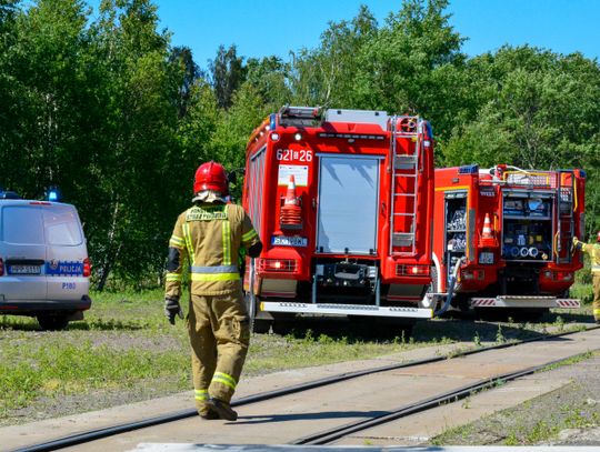 Kolejny pożar na składowisku w odpadów. Gęsty dym nad Świętochłowicami [ZDJĘCIA]