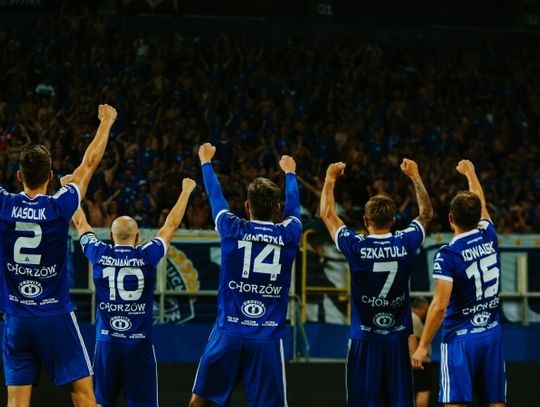 Komplet punktów zabrany do Chorzowa. Świetna postawa piłkarzy i kibiców