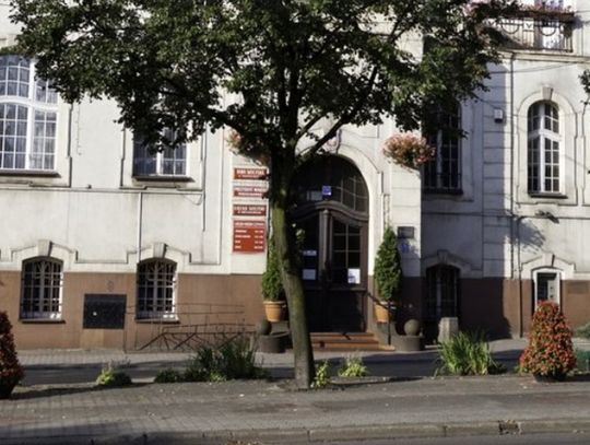 Koniec papierowych wniosków przy zakładaniu firmy. Od listopada 2026 roku rejestracja JDG tylko online