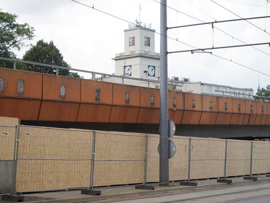 Koniec skracania drogi pod estakadą. Miasto reaguje po naszej publikacji