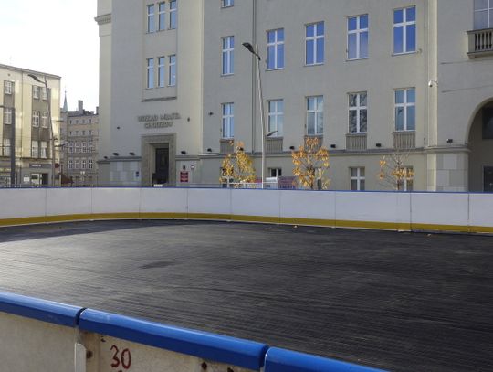 Lodowisko coraz bliżej