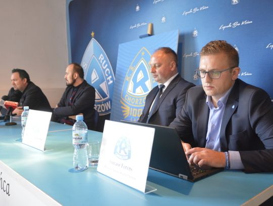 Logo na 100-lecie Ruchu