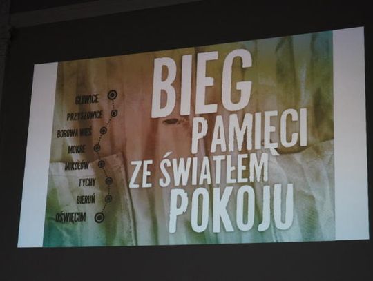 „Ludzie ludziom zgotowali ten los”. W chorzowskim technikum odbyła się konferencja poświęcona ewakuacji obozu KL Auschwitz 