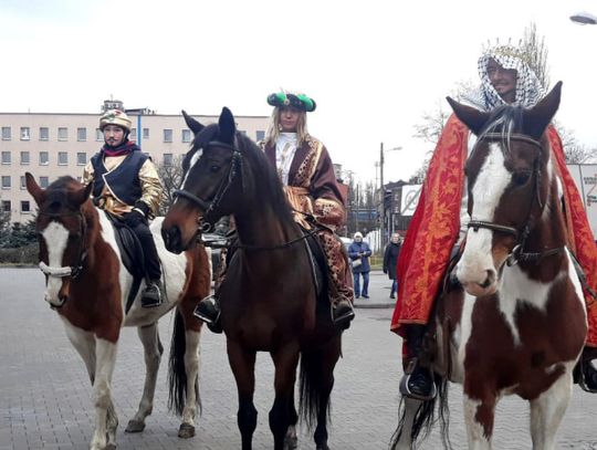 Mędrcy zawitali do Chorzowa. Za nami Orszaki Trzech Króli [ZDJĘCIA]
