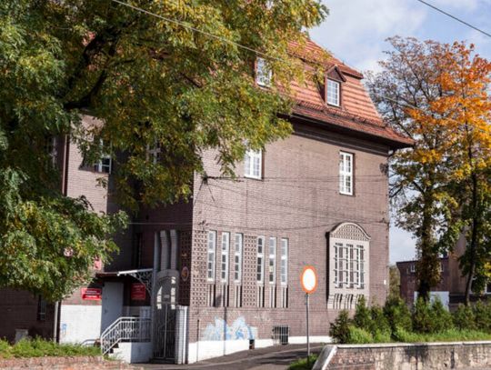 Miasto sprzedaje budynek o znaczeniu historycznym, który był miejscem kaźni w czasach Tragedii Górnośląskiej