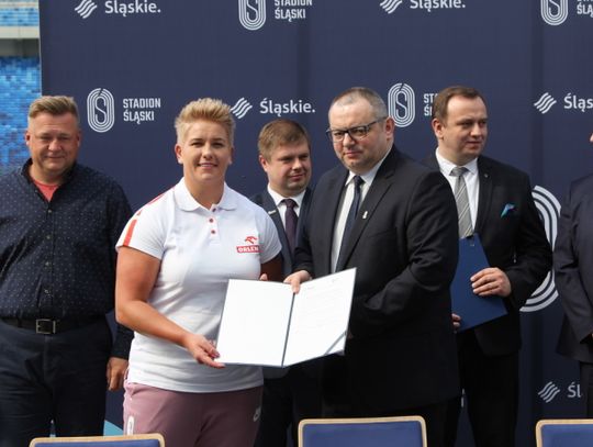 Mistrzyni promuje Śląski