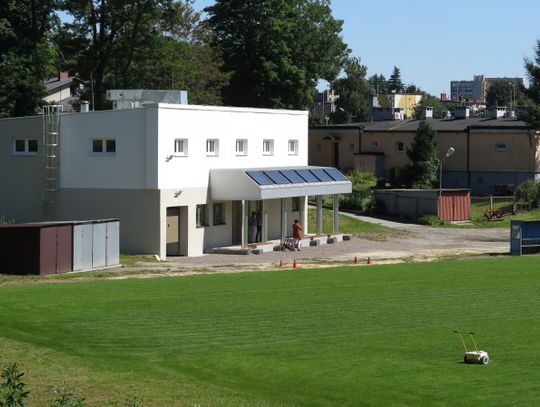 Na Kresach powstanie zadasznie nad jednym z boisk. Miasto otrzymało 1,2 mln złotych dofinansowania