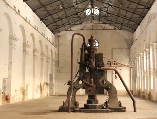 Na terenie dawnej huty praca wre!