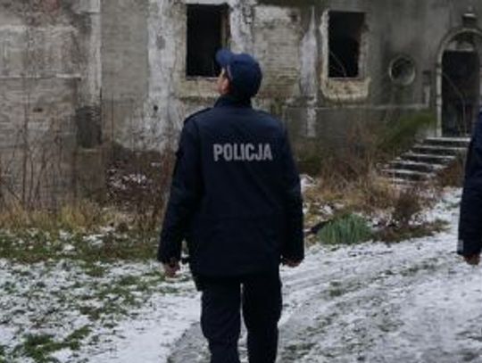 Nadchodzą silne mrozy. Policjanci wychodzą na ulice