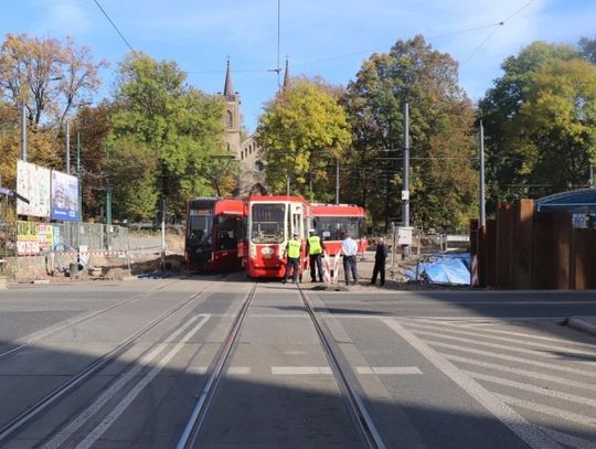 Nastolatkowie potrąceni przez tramwaj. Motorniczy usłyszy zarzut [WIDEO]